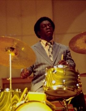 Una foto de Art Blakey
